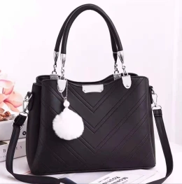 Hand Bag Tas Hand Bag Modis Elegant MV601059  cr7491black idr 137 000 material pu 28x12x13 0 7kg