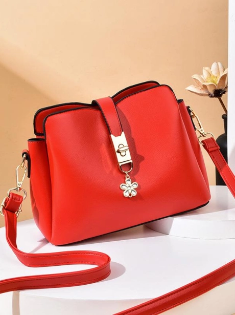 Sling Bag Tas Selempang Bucket Elegant MV805636  7 elj_5636_red_pu_leather_23x6x18cm_0_55kg_mendapatkan_tali_panjang_idr_114_000