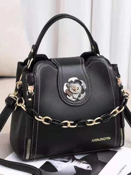 Sling Bag Tas Selempang Bucket Stylish MV805730  2 elj_5730_black_pu_leather_23x11x20_cm_0_6_kg_tali_panjang_dan_tali_rantai_idr_119_000