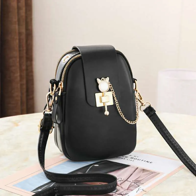 Tas Sling Phone Stylish Elegant MV111626 Sling Bag Vedlyn Signature