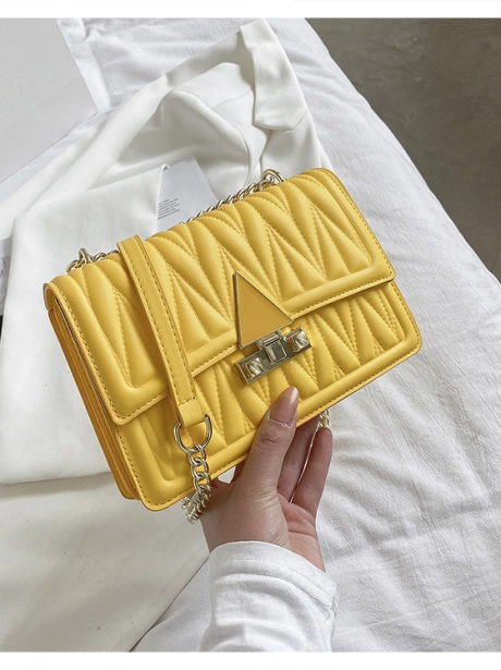 Sling Bag Tas Selempang Modis Stylish MV601623  7 lt1623_idr_105_000_bahan_pu_ukuran_p22xl8xt16cm_berat_0_5kg_ada_talpan_yellow