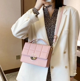 Sling Bag Tas Selempang Modis Elegant MV601669  lt1669 idr 100 000 bahan pu ukuran p23xl6xt17cm berat 0 5kg ada talpan pink