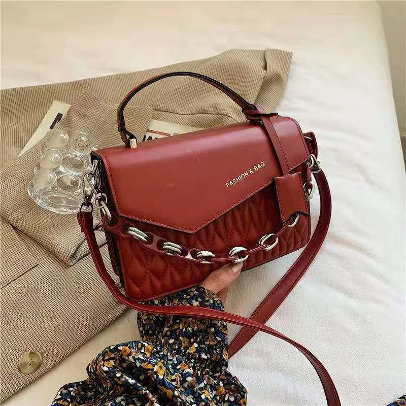 Tali sling bag store