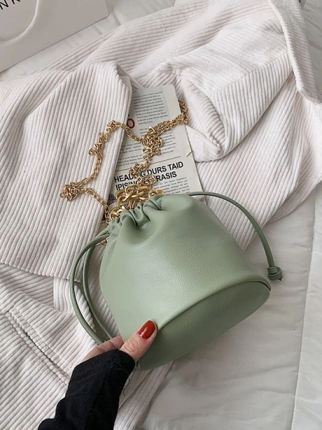 Sling Bag Tas Selempang Serut Remaja Elegant MV7012503  2 ~item/2021/11/10/jt12503_idr_158_000_material_pu_size_l16xh16xw16cm_weight_300gr_color_green