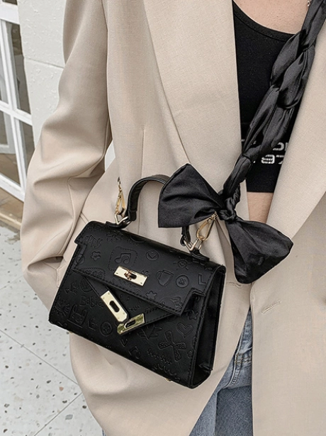 Tas Selempang Fashion Elegant MV303145 Sling Bag Vedlyn Signature
