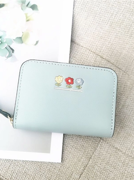 Wallets and Accessories Dompet Kartu Fashion Stylish Kekinian MV701365  1 ~item/2021/11/24/jtf1365_idr_52_000_material_pu_size_l13xh11xw2_5cm_weight_150gr_color_lightblue