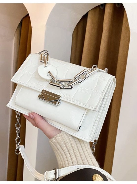 Sling Bag Tas Selempang Fashion Kekinian MV707650  6 ~item/2021/9/23/jtf7650_idr_70_000_material_pu_size_l20xh14xw8cm_weight_500gr_color_beige