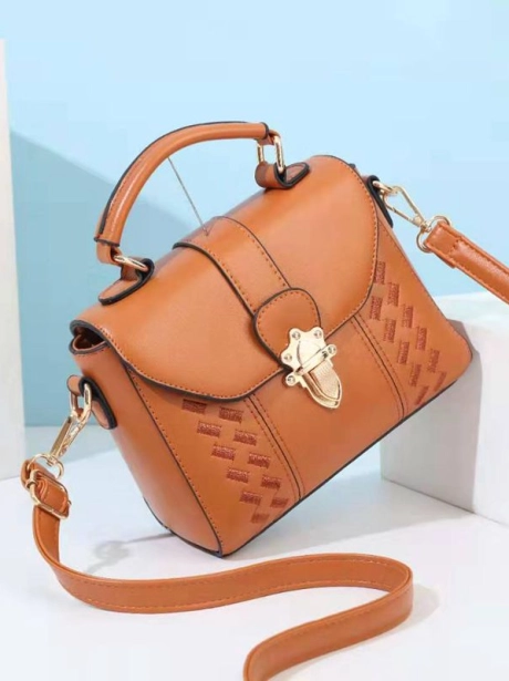 Hand Bag Hand Bag Fashion Stylish Elegant MV303132  4 ~item/2021/9/25/bq3132_orange_idr_118_ooo_bahan_pu_ukuran_t15xp20xl10cm_berat_0_6kg_include_tali_panjang