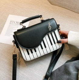 Hand Bag Hand Bag Cantik Piano Kekinian MV303148  ~item/2021/9/29/bq3148 black idr 1o7 ooo bahan pu ukuran t15xp20xl8cm berat 0 6kg include tali panjang