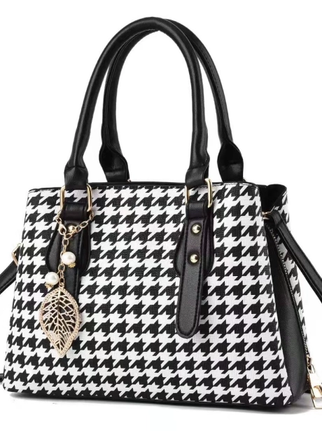 Hand Bag Handbag Cantik Motif Casual Terbaru MV303532  2 ~item/2022/10/5/sg_11134201_22100_whx9eweku9hvc1