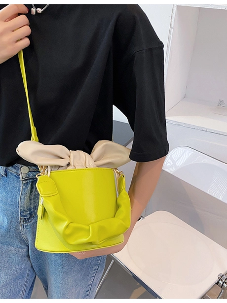 Sling Bag Tas SELEMPANG Serut Tabung Cantik  MV137777  1 ~item/2022/4/20/whatsapp_image_2022_04_20_at_2_54_53_pm