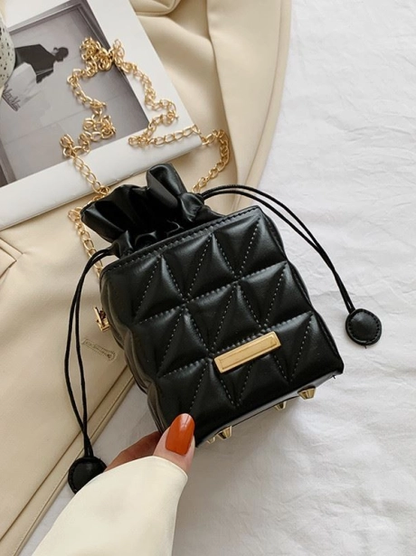 Sling Bag Tas Selempang Mini Serut Import Terbaru MV708835  3 ~item/2022/9/28/jtf8835_idr_55_000_material_pu_size_l11xh11xw11_5cm_weight_300gr_color_black