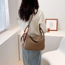 Hand Bag HandBag Modis Kekinian model Bucket MV805614  ~item/2022/9/8/68bb43f4996a4ef9476d0ebb3c2db29a