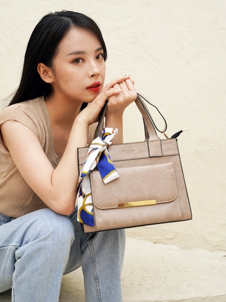 Hand Bag Vedlyn Carol tas wanita terbaru model top handle bag 6 ~item/2023/6/9/carol_khaki_2_tutup